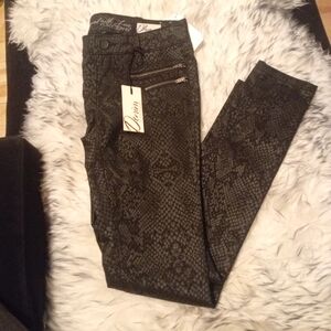 Foxy Jeans Black Snake Pattern Women Jeggings Grunge Emo Punk 4-Zip